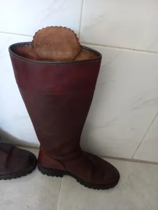 Botas altas de piel artesanas