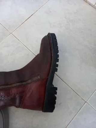 Botas altas de piel artesanas