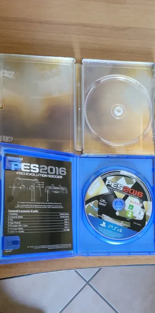 PES 2016 Steelbook PS4 Pro Evolution Soccer Europa