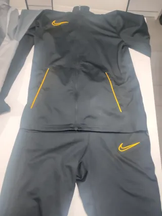 Chándal Nike Niño Talla L (147-158cm)