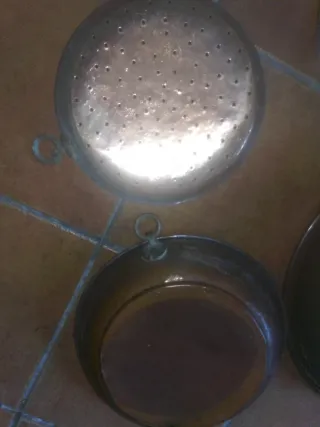 Set Sartenes y Escurridores Antiguos