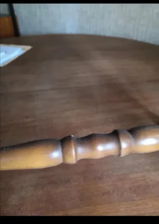 Mobiletto in legno con cassetto