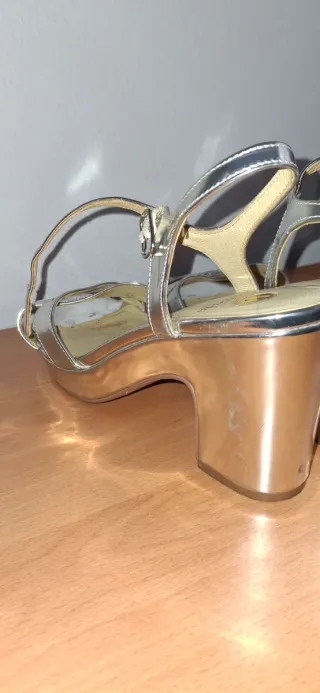 Zapatos de fiesta plateados talla 41