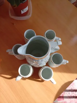 Juego Jarras Cerveza Porcelana Dorada