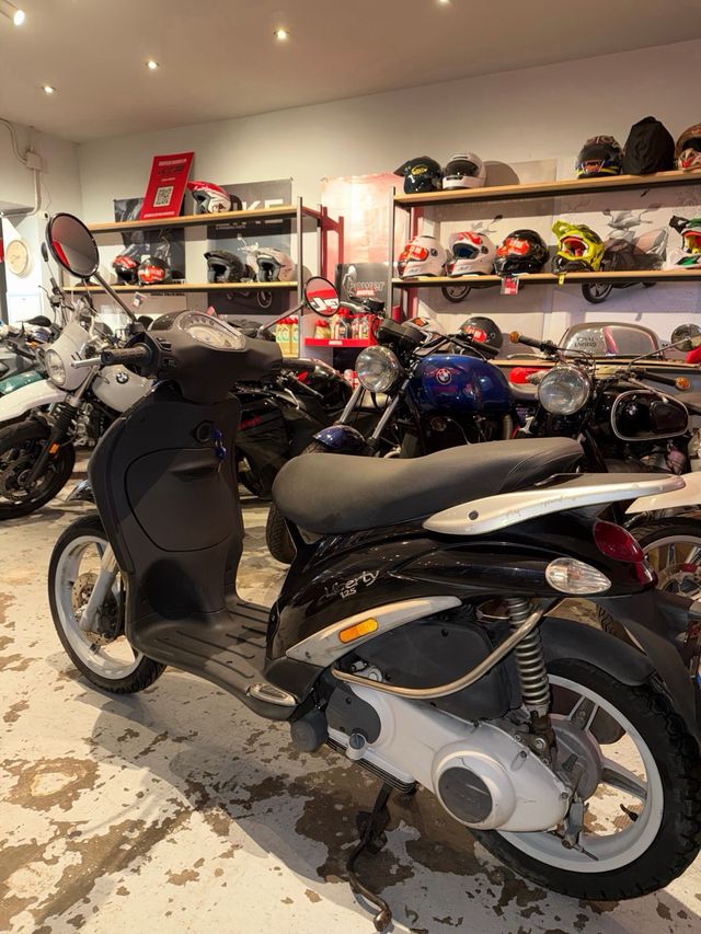 Piaggio Liberty 125 2005 Negra