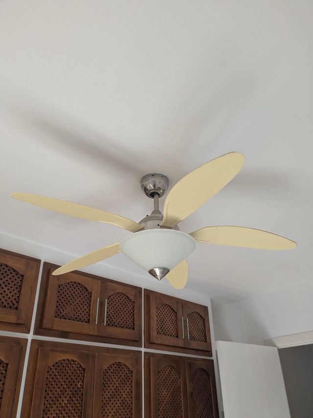 Ventilatore da soffitto e lampada design