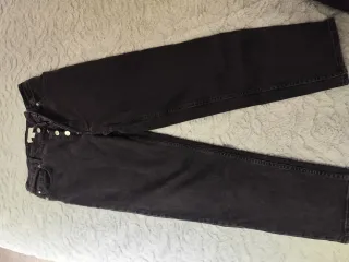 Vaqueros negros talla 40