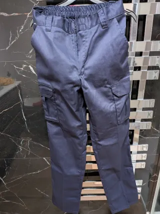 Pantalón azul cargo