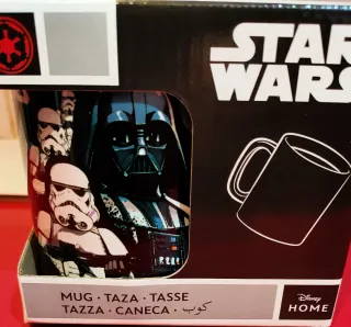 Taza Star Wars en su caja