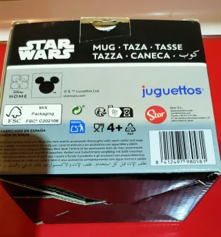 Taza Star Wars en su caja