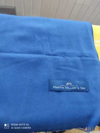 Juego 2 pañuelos cuello/fular azul / rojo y azul