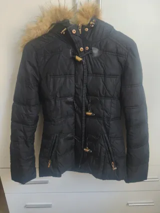 Abrigo acolchado negro invierno mujer