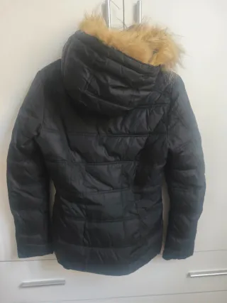 Abrigo acolchado negro invierno mujer