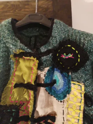 CHAQUETA NUEVA DE PUNTO GORDO TALLA OVERSIZE.