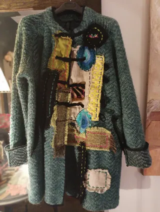 CHAQUETA NUEVA DE PUNTO GORDO TALLA OVERSIZE.