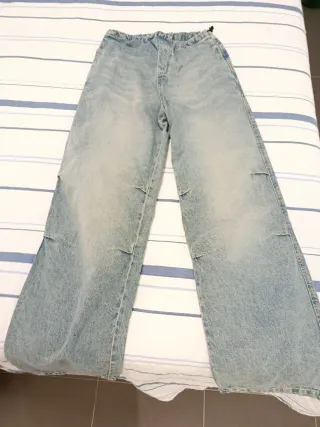 Pantalones vaqueros anchos