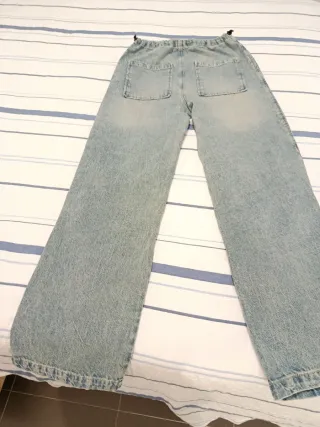 Pantalones vaqueros anchos