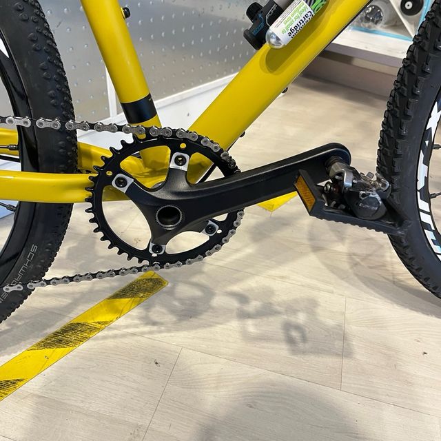 Bicicleta Gravel Finna Landscape Amarilla