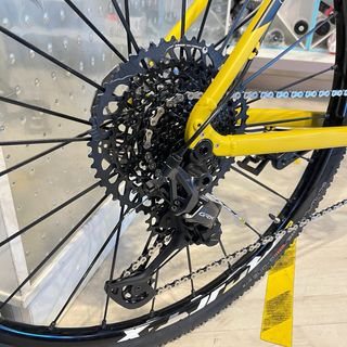 Bicicleta Gravel Finna Landscape Amarilla