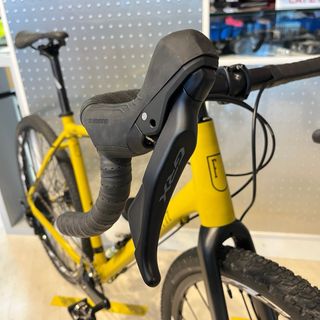 Bicicleta Gravel Finna Landscape Amarilla