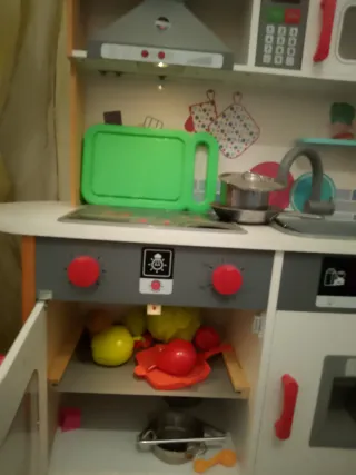 Cocina de juguete de madera