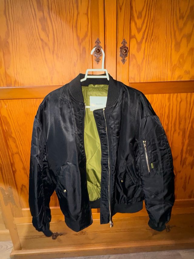 Chaqueta bomber negra mujer