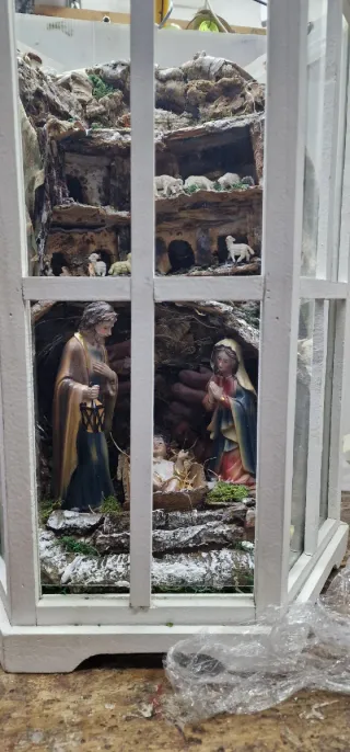 Lanterna con Presepe Artigianale