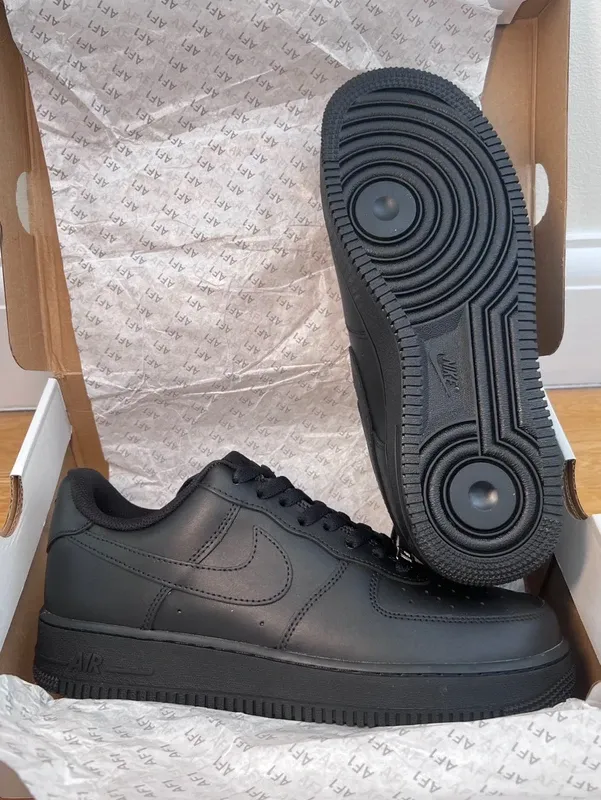 Nike Air Force 1 Low '07 Negro Talla 37.5-47