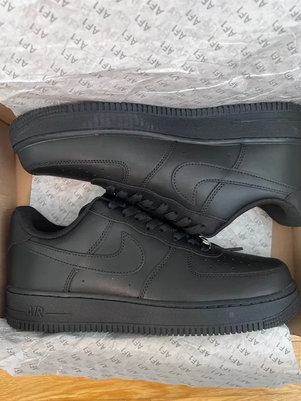 Nike Air Force 1 Low '07 Negro Talla 37.5-47
