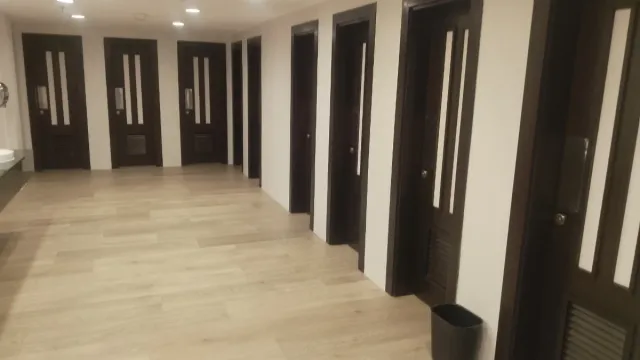 Fabbricazione e montaggio di armadi, cucine, ecc.