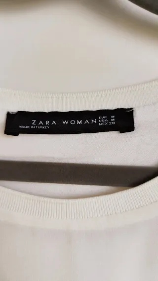 Blusa crema manga larga. Con transparencia