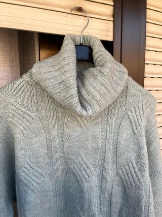 Jersey cuello alto Stradivarius