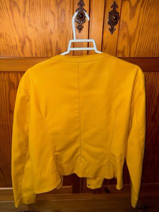 Chaqueta Zara Mostaza Talla M