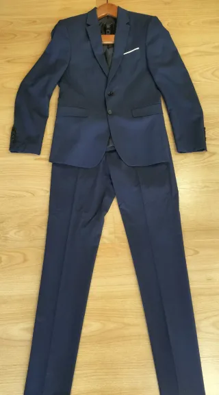 Traje completo azul como nuevo
