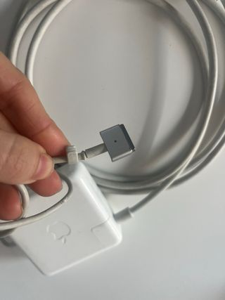 Cargador Apple Macbook Blanco