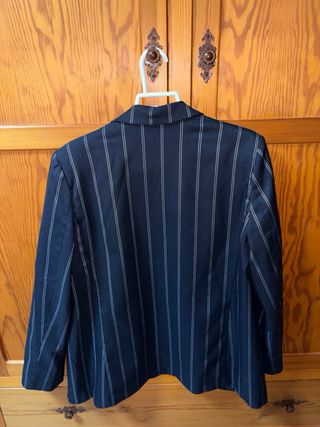 Americana azul a rayas