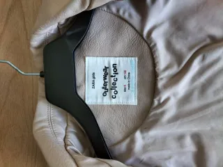 Cazadora polipiel Zara Beige