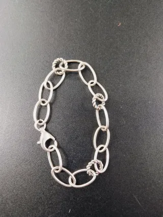 Pulsera de plata con eslabones ovalados