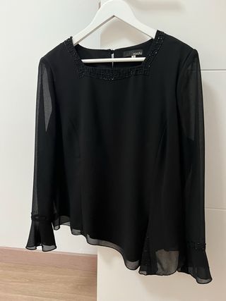 Blusa fiesta negra de Nicchi