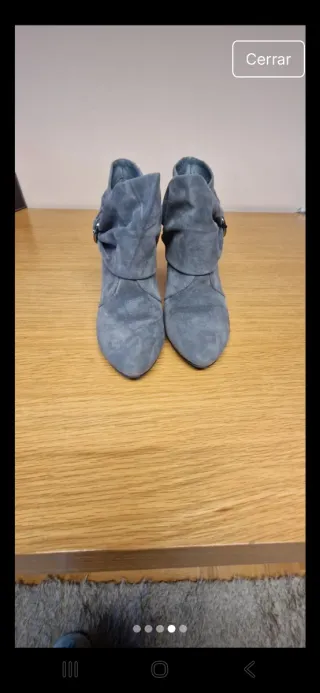 Botines grises con lazo