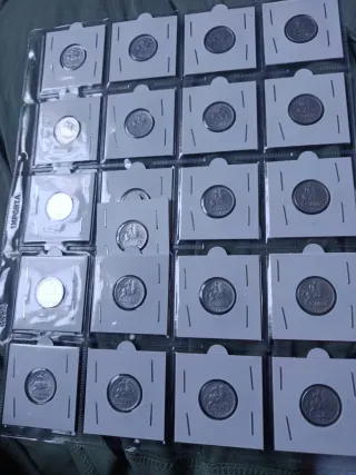 Monedas 5 y 10 céntimos 1940-1953