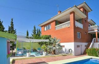 Chalet en alquiler en Cotomar - Urbanizaciones en Rincón de la Victoria