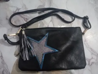 Bolso Negro con Estrella Plateada