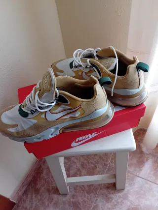 Nike Air Max 270 React Beige