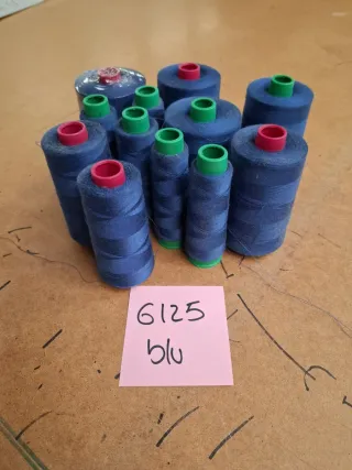 Filo poliestere blu per tagliacuci