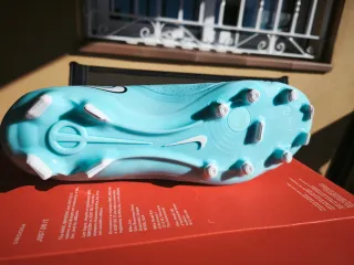 Botas de fútbol Nike Tiempo Talla 41