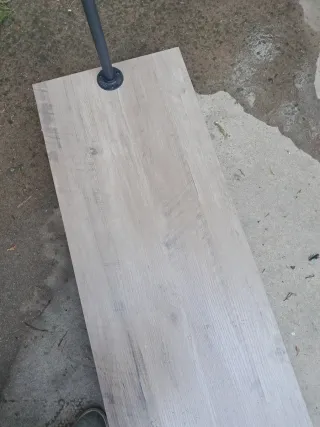 Perchero Industrial Base Madera Ruedas