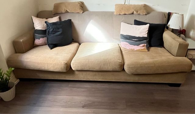 Sofá beige 3 plazas