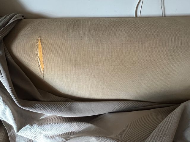 Sofá beige 3 plazas