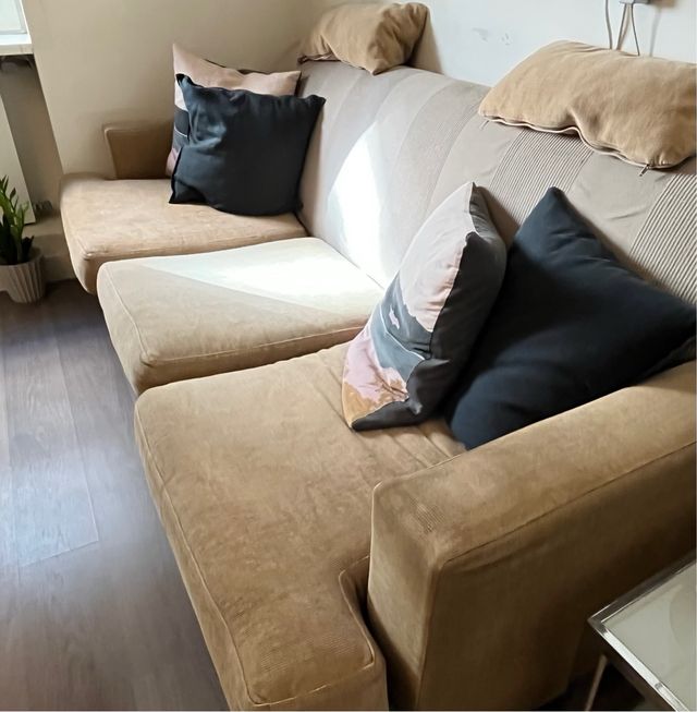 Sofá beige 3 plazas